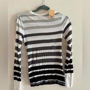 Striped Gradient Long Sleeve Tee - Black & White